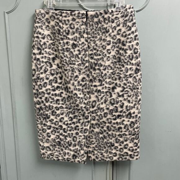 Ann Taylor Size 4 Soft Leopard Cheetah Pencil Skirt Career Holiday Business - Picture 2 of 4